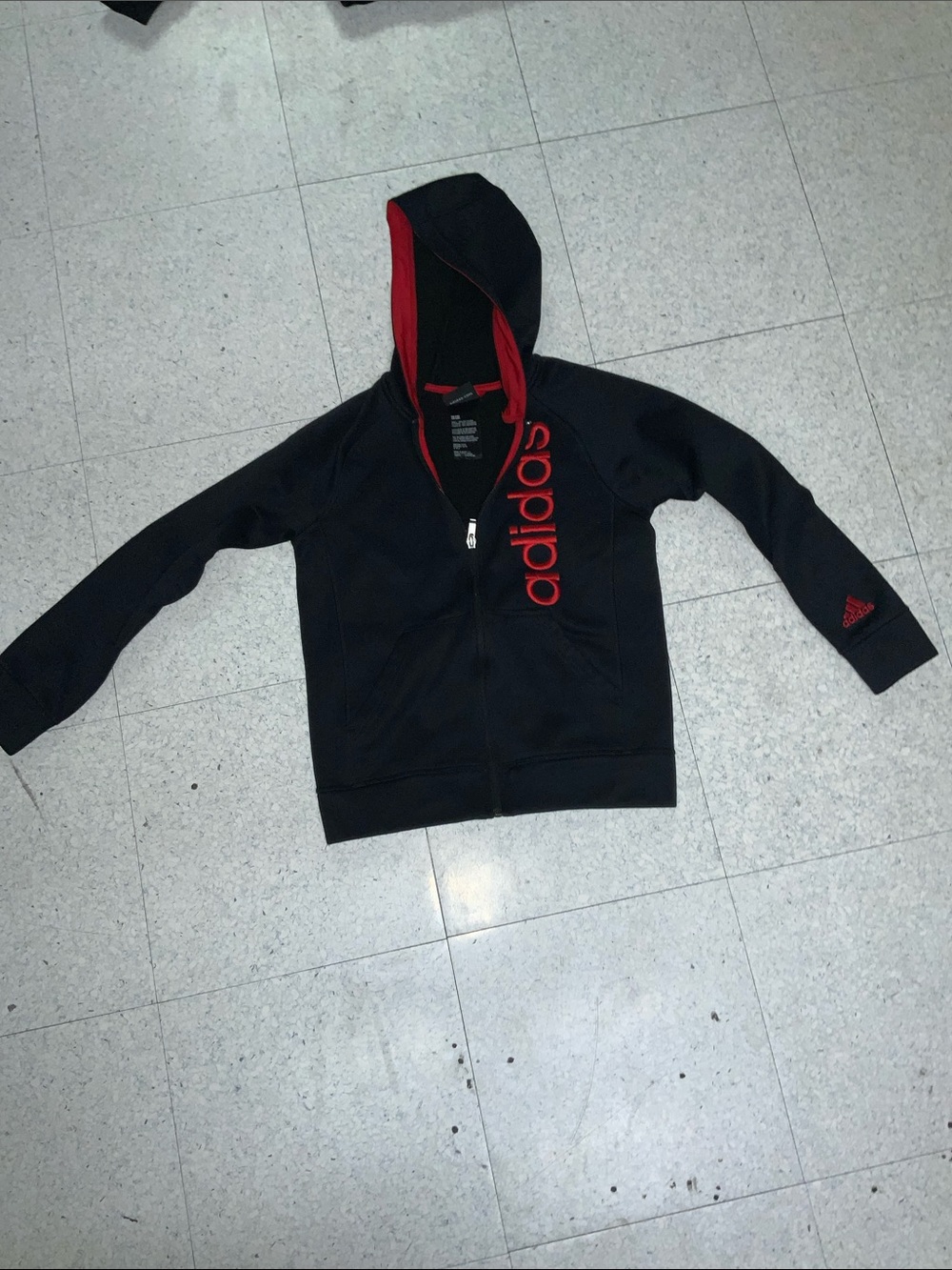 Boys Adidas Hoodie (M) 10yrs. Barely worn sports fall school outfit. Good cond.